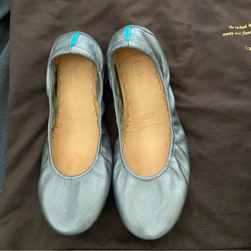 TIEKS Ballet Flat. Worn once Great color. Comfy and last forever.